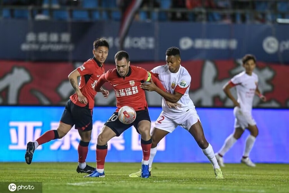 KAIYUN SPORTS-风云突变波士顿凯尔特人今夜队长鼓劲，亚冠版图或变，目标明确，更衣室氛围转暖的简单介绍